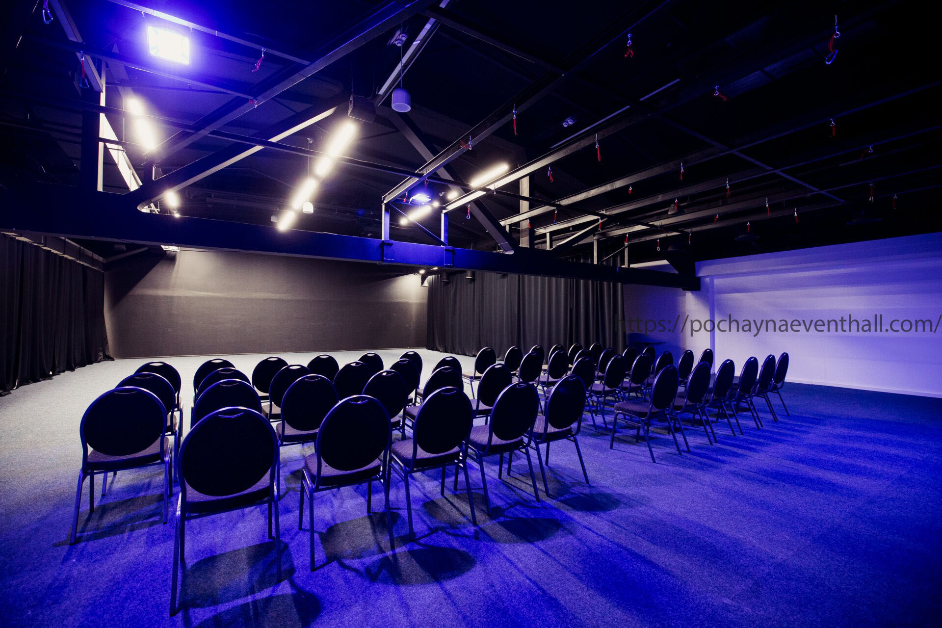 Конференц-зал